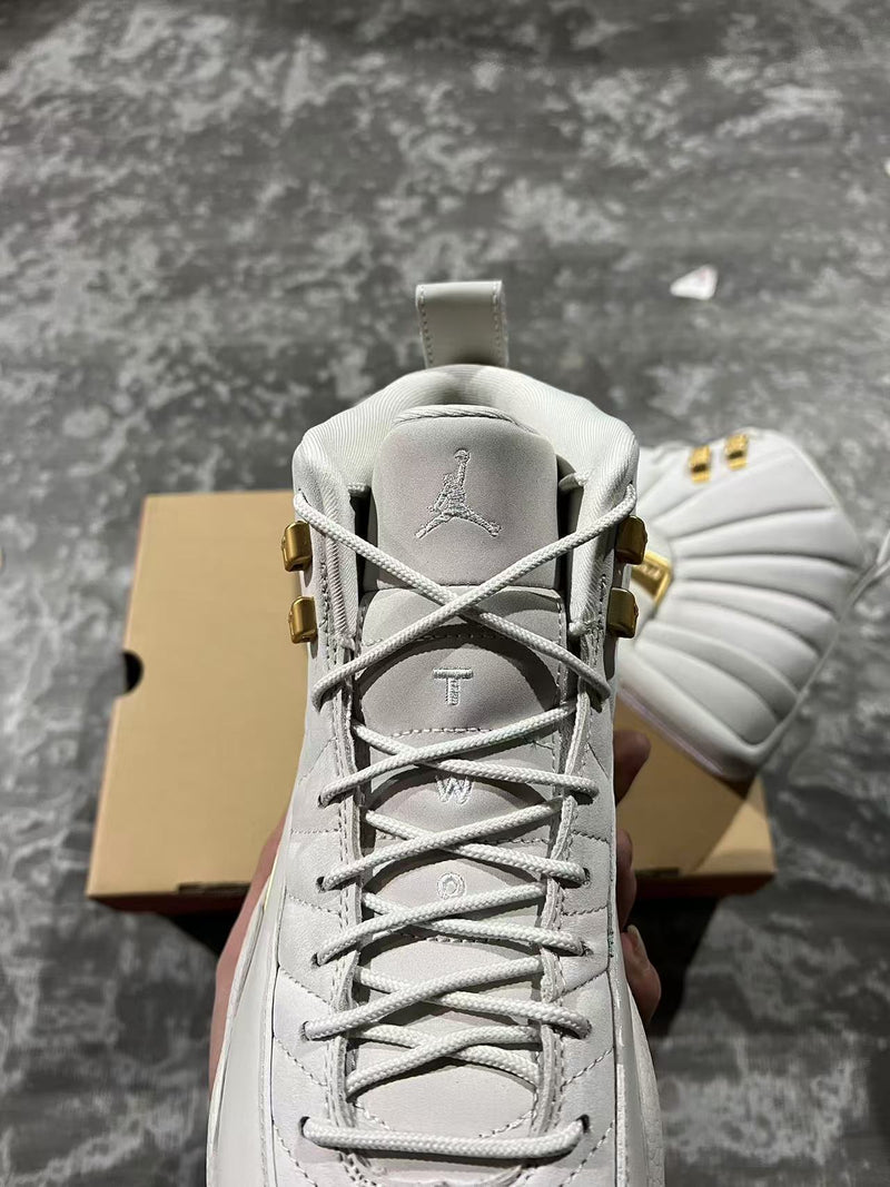 AJ12 #7