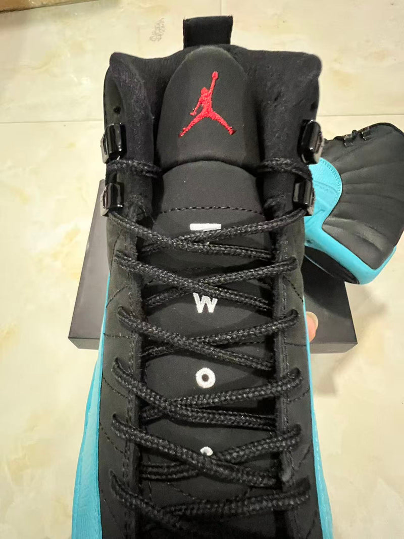 AJ12 #4