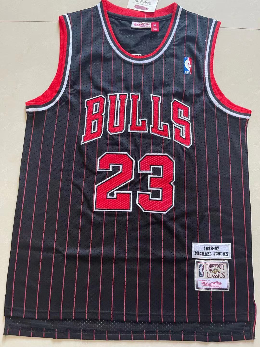 #23 JORDAN - CHICAGO BASKETBALL - THROWBACK - STYLE 1