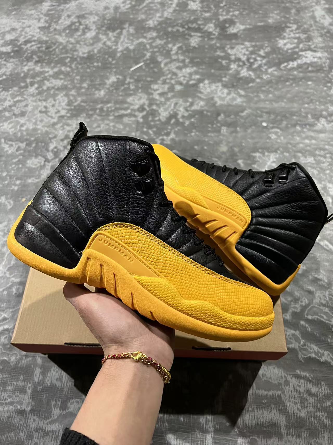 AJ12 #6